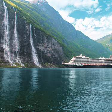 ms Rotterdam a Geirangerfjord