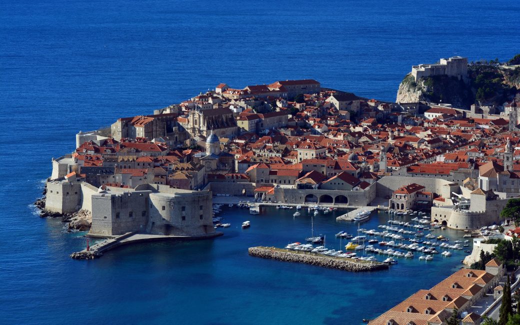 Dubrovnik città vecchia - Foto di Velimir Marinkovic da Pixabay