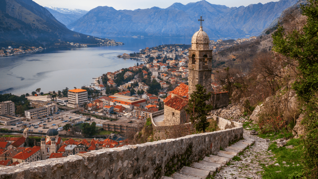 kotor e fiordo